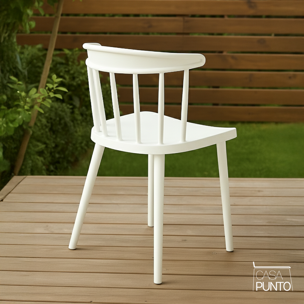 Silla de comedor nórdica Koryn - Plástico apilable con respaldo de eje