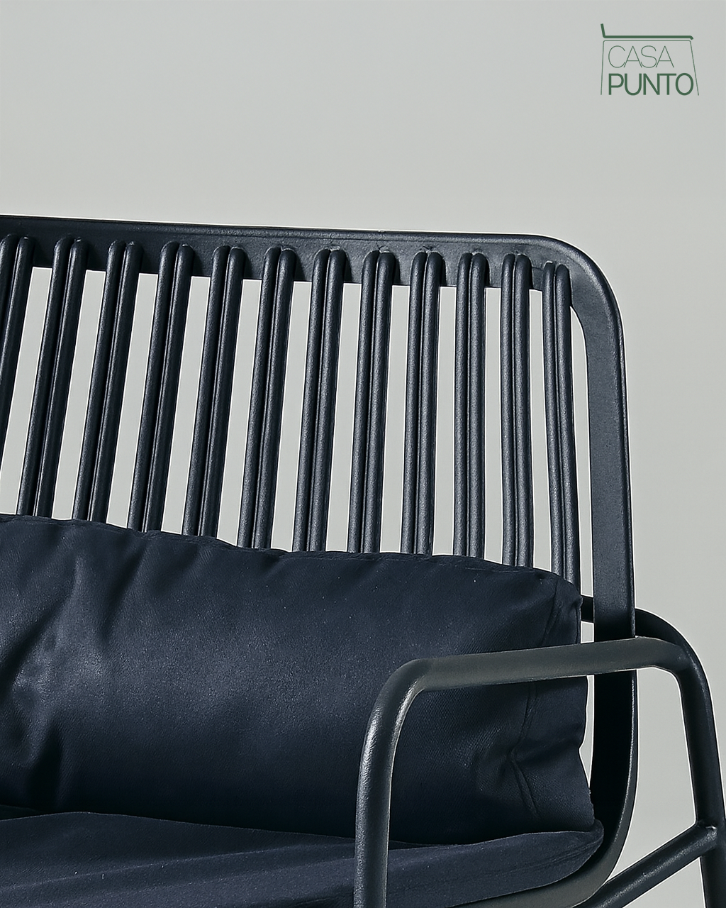 Sillón nórdico individual Linnea con cojines